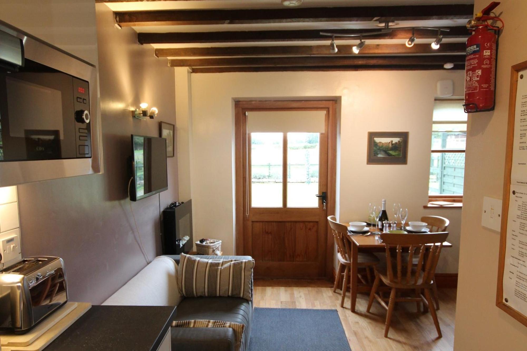 Whitley Elm Cottages 沃里克 客房 照片